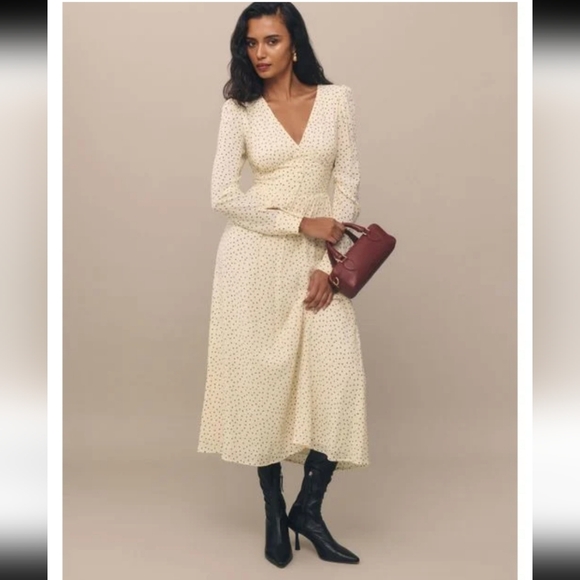 Reformation Liara Dress - Picture 2 of 12